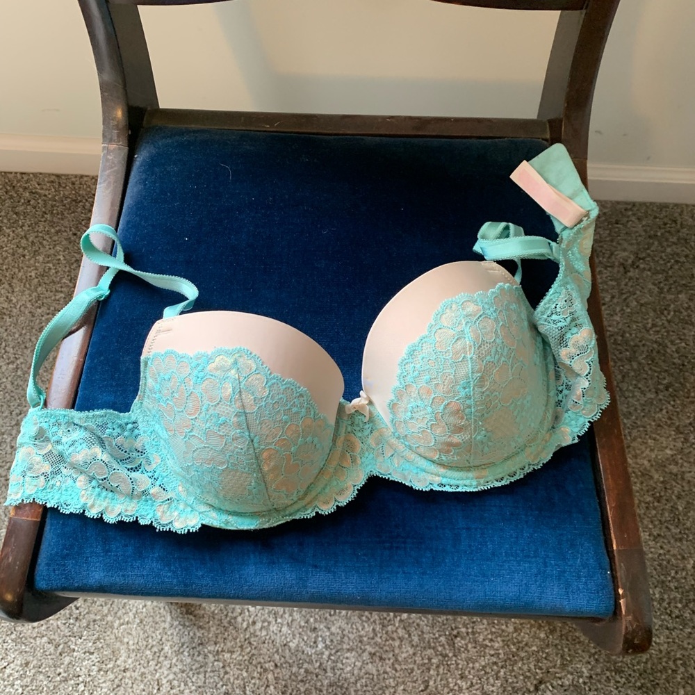 Victoria’s Secret Dream Angels Lined Demi Bra SIZE 34D